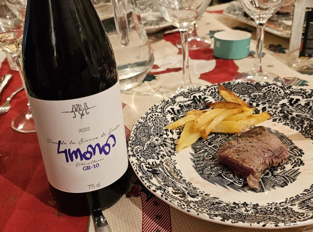Vino 4 Monos en la cena de Navidad